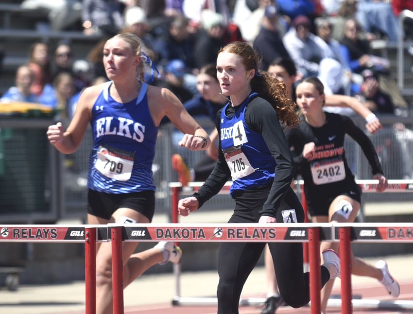 Elk Point-Jefferson’s Lauren McDermott sweeps both hurdle races at First Dakota Relays